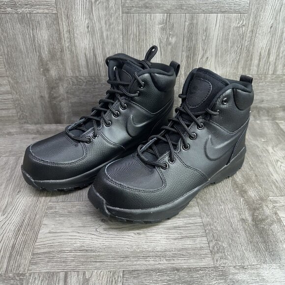 Nike Manoa Youth size 5y Triple Black Boots HF0750-001 - Picture 3 of 8